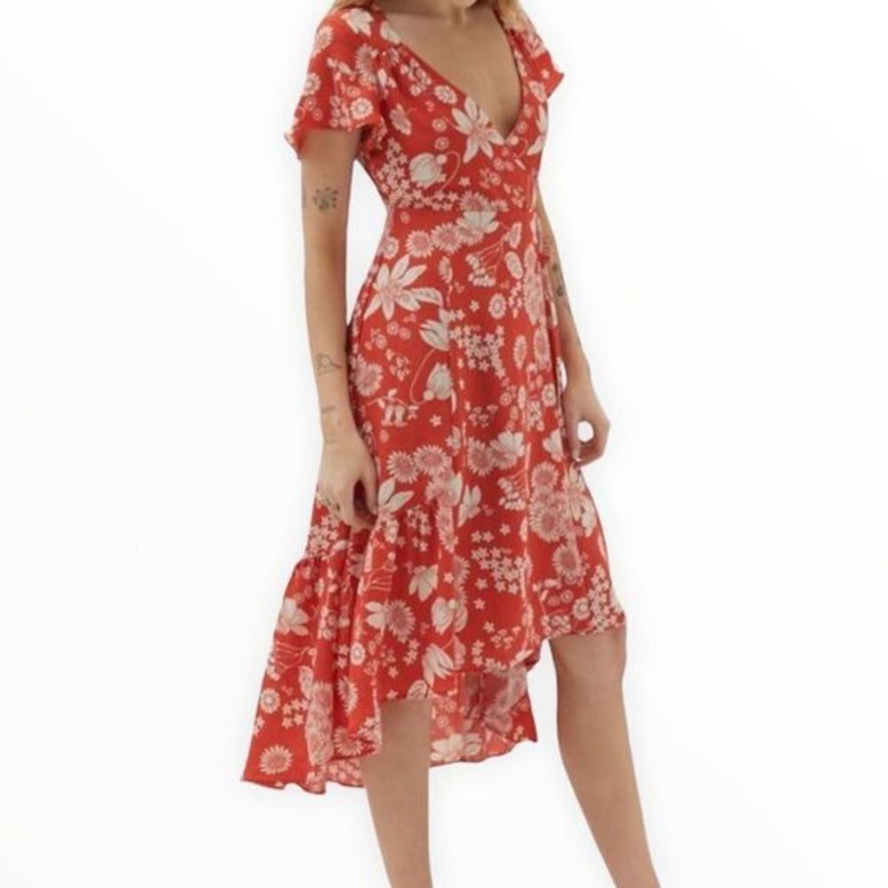 Urban Outfitters Daphne‎ wrap floral midi dress